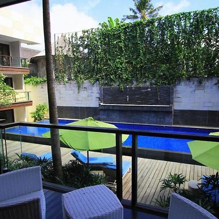 Zen Rooms Kuta Beach Poppies Lane Extérieur photo